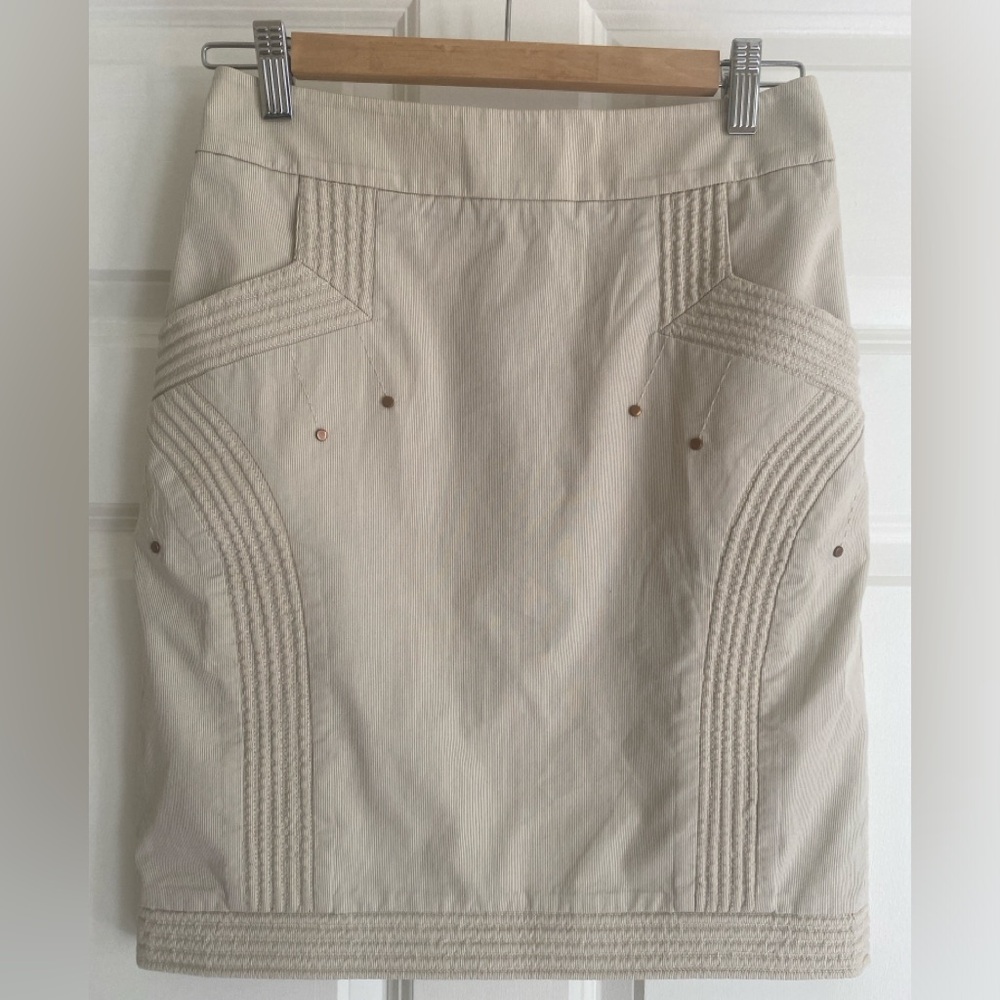 LEIFSDOTTIR Embossed Copper Studded Cotton Blend Pencil Skirt Size 4 Tan & Navy